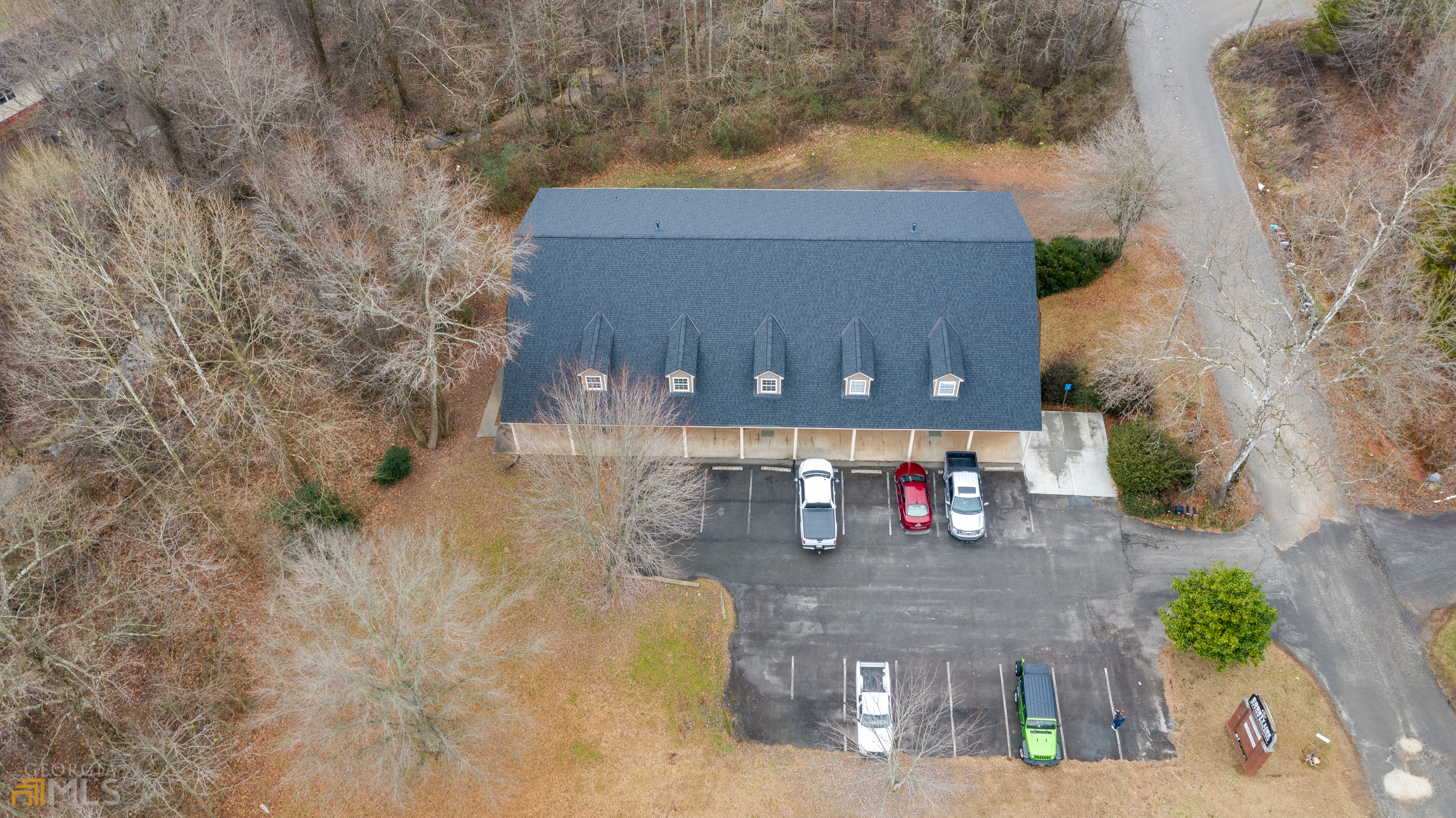 6911 Cleveland Highway Clermont GA 30527