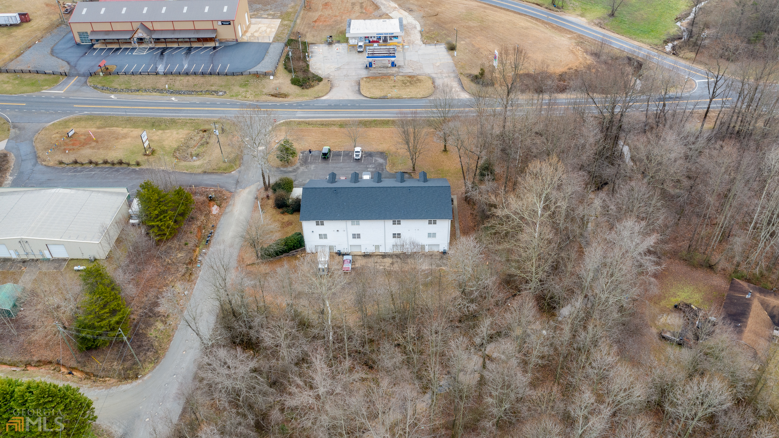 6911 Cleveland Highway Clermont GA 30527