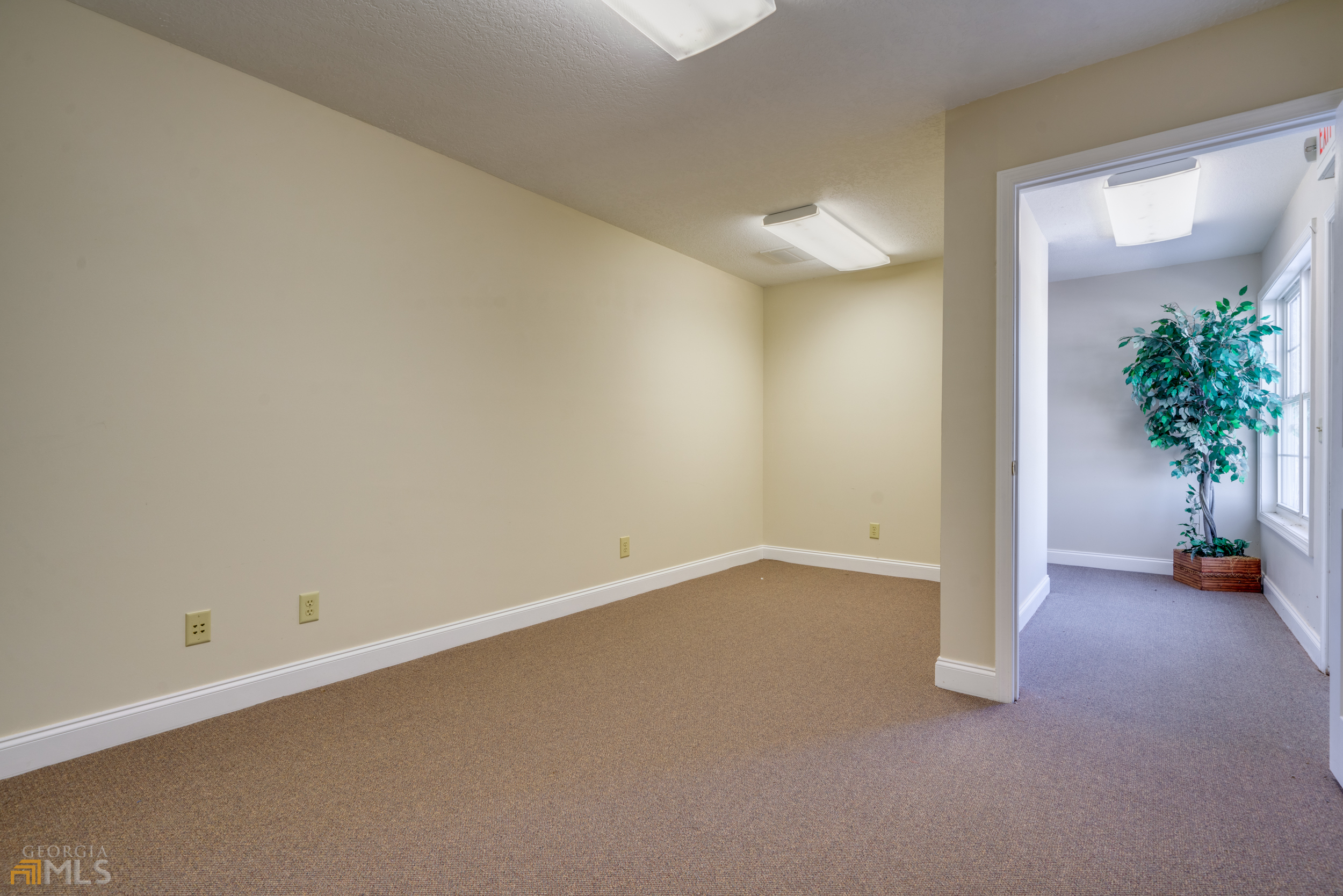 6911 Cleveland Highway Clermont GA 30527