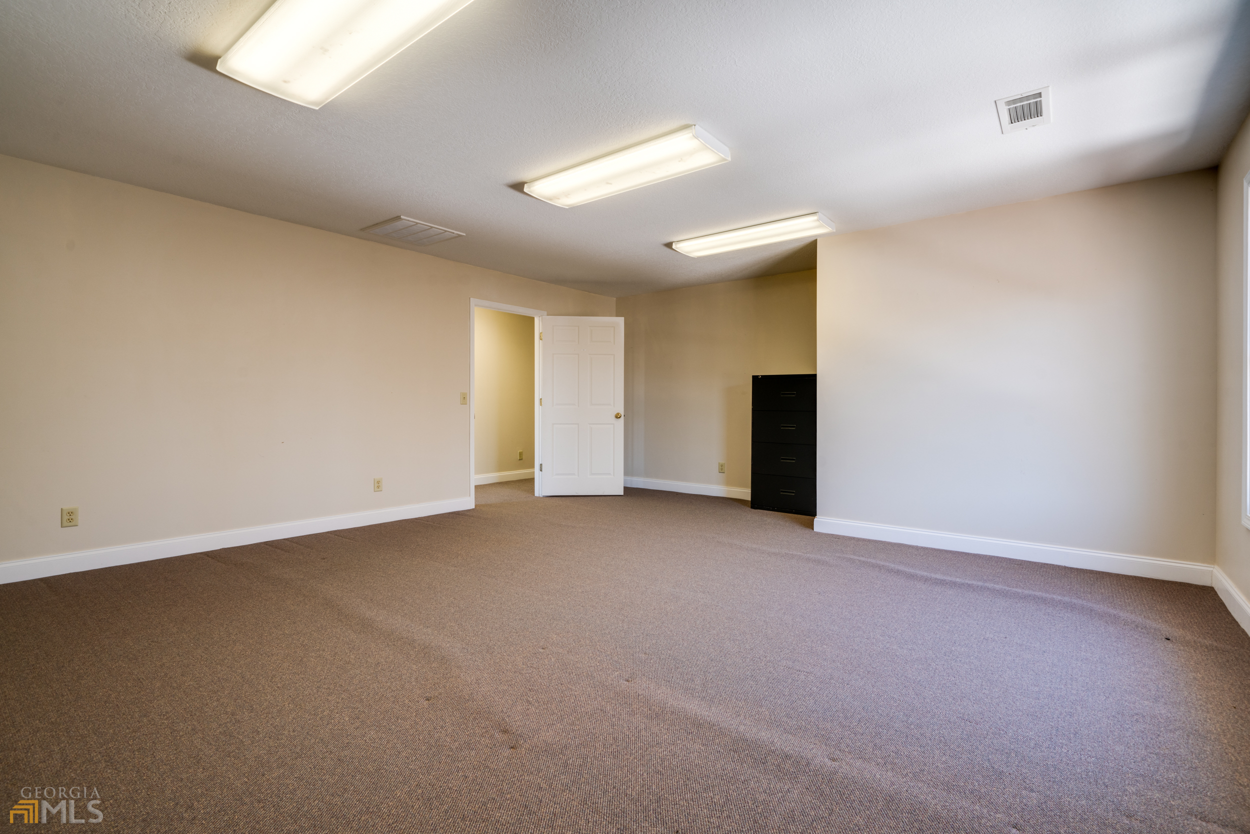 6911 Cleveland Highway Clermont GA 30527