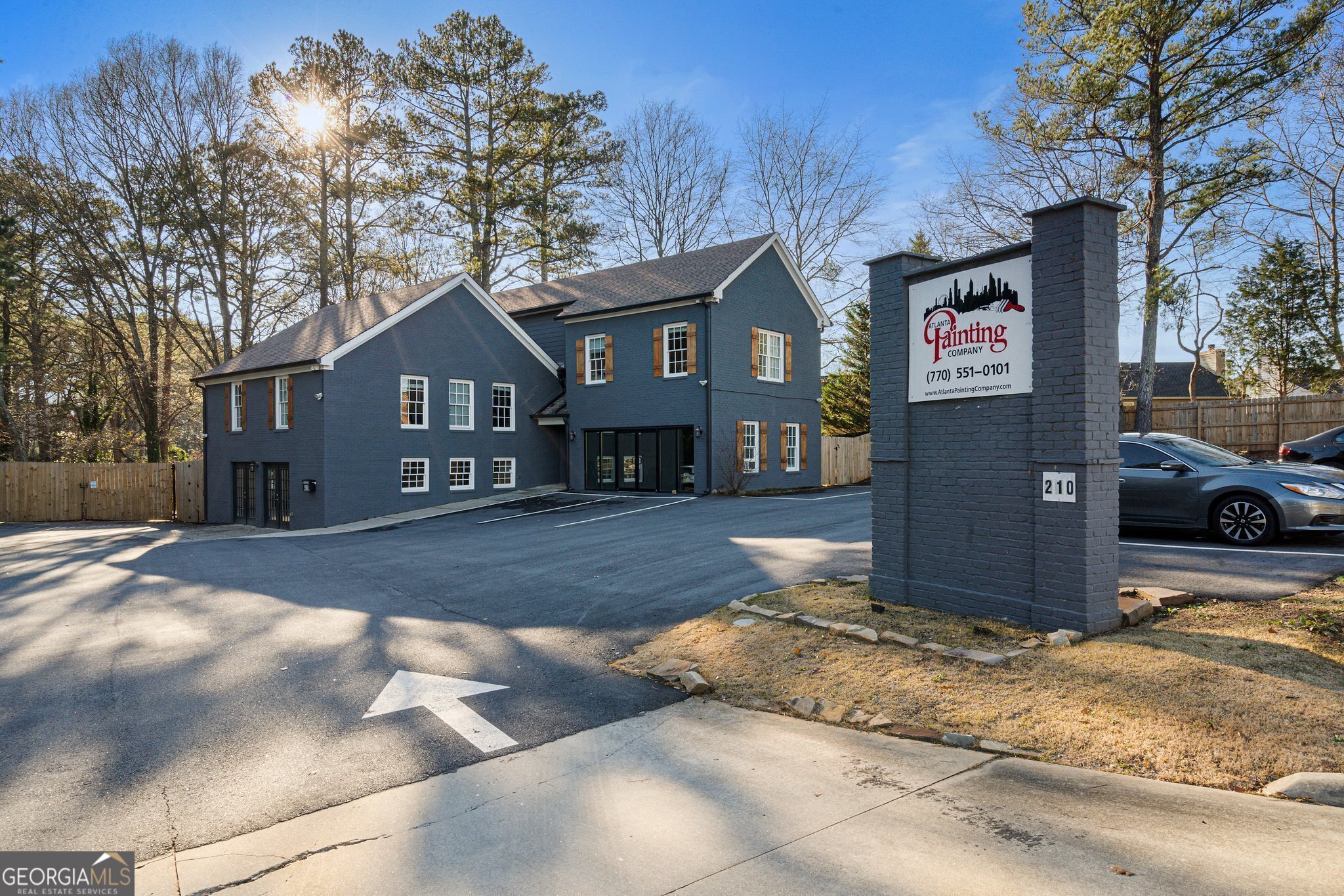 210 W Crossville Road Roswell GA 30075