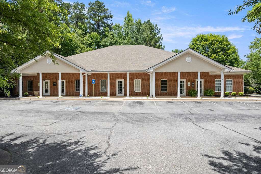 6 Jefferson Parkway Newnan GA 30263