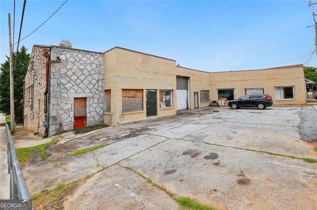 5367 E Mountain Street Stone Mountain GA 30083