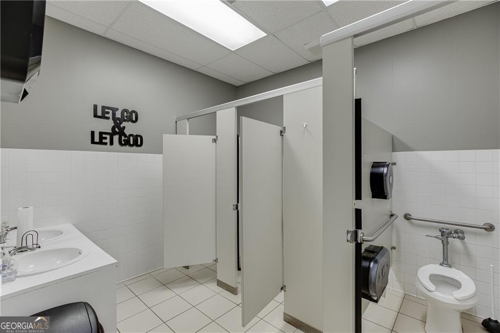 215 Advantage Drive Cumming GA 30040