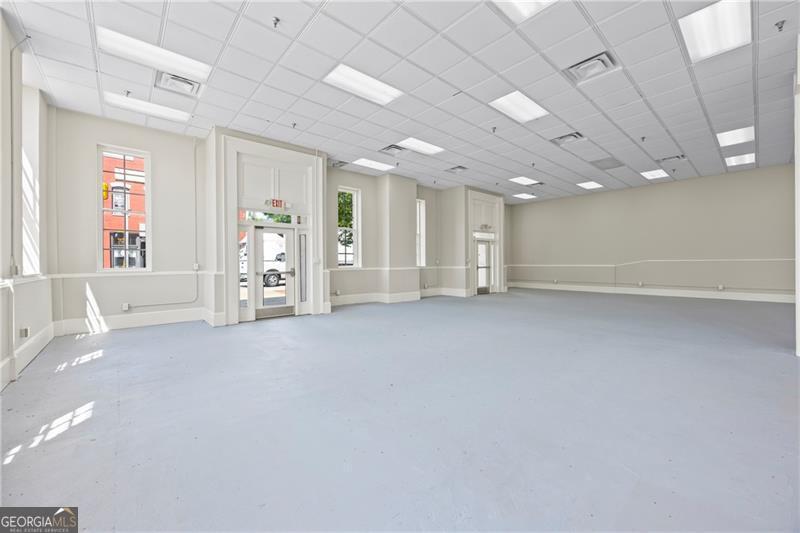 100 Broad Monroe GA 30655
