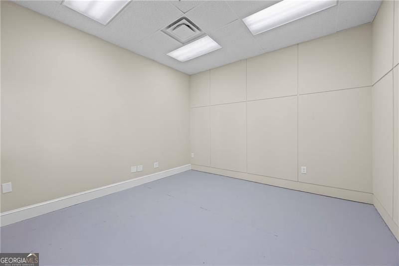 100 Broad Monroe GA 30655