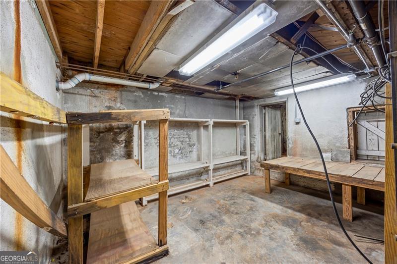 100 Broad Monroe GA 30655