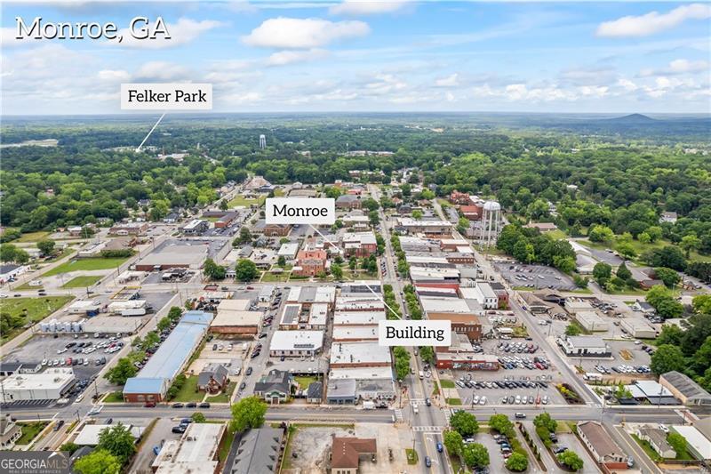 100 Broad Monroe GA 30655