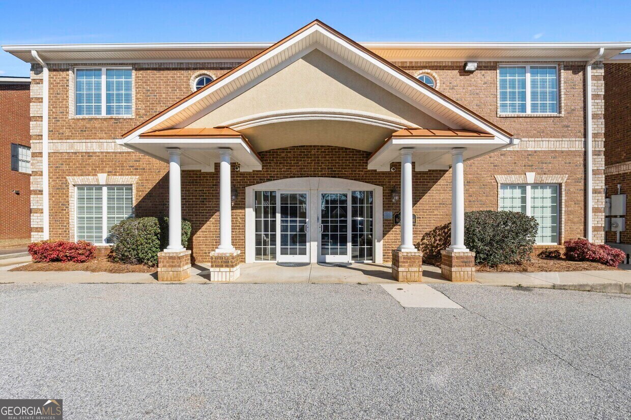 360 Racetrack Road Mcdonough GA 30252