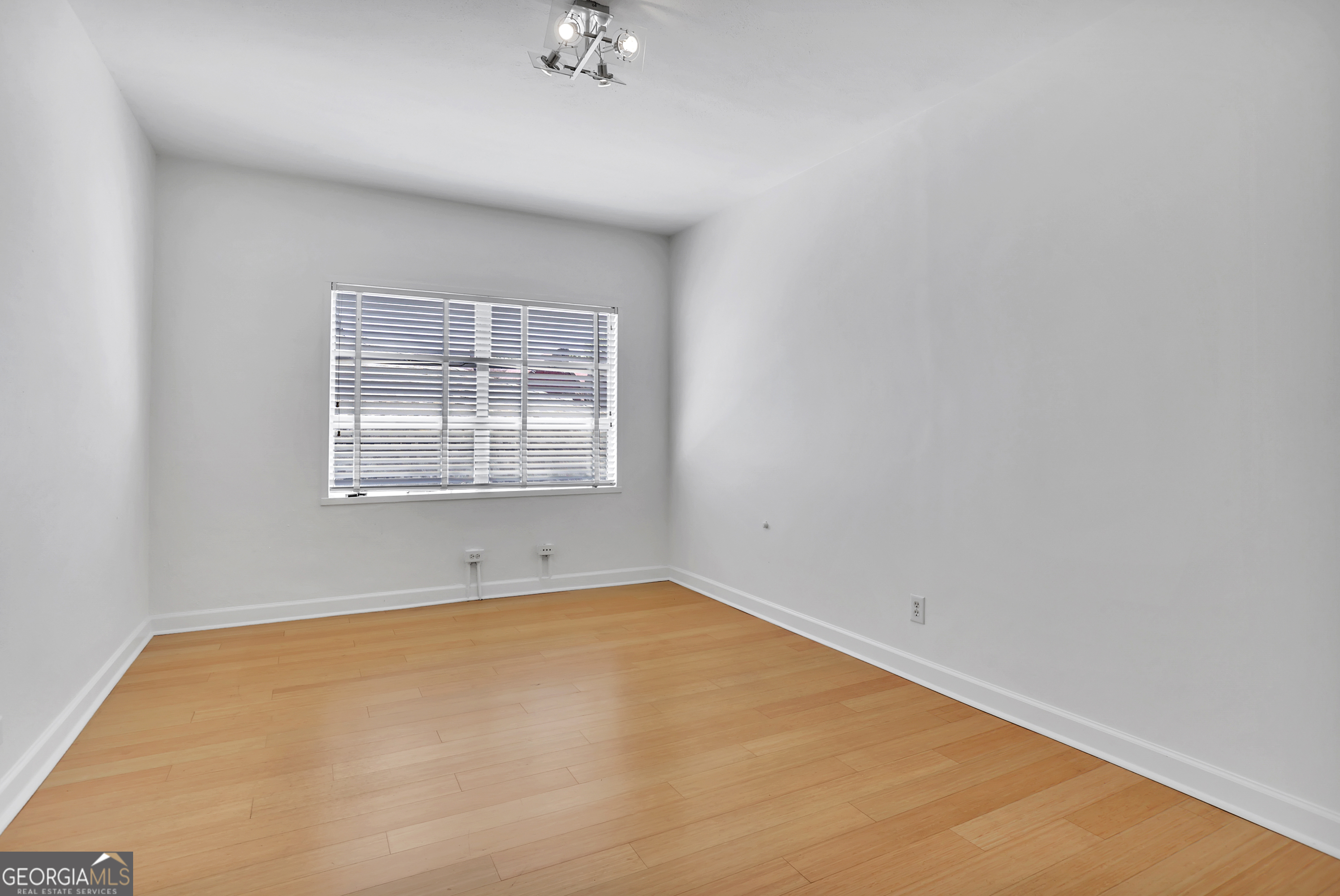 10 N Clarendon Avenue Avondale Estates GA 30002