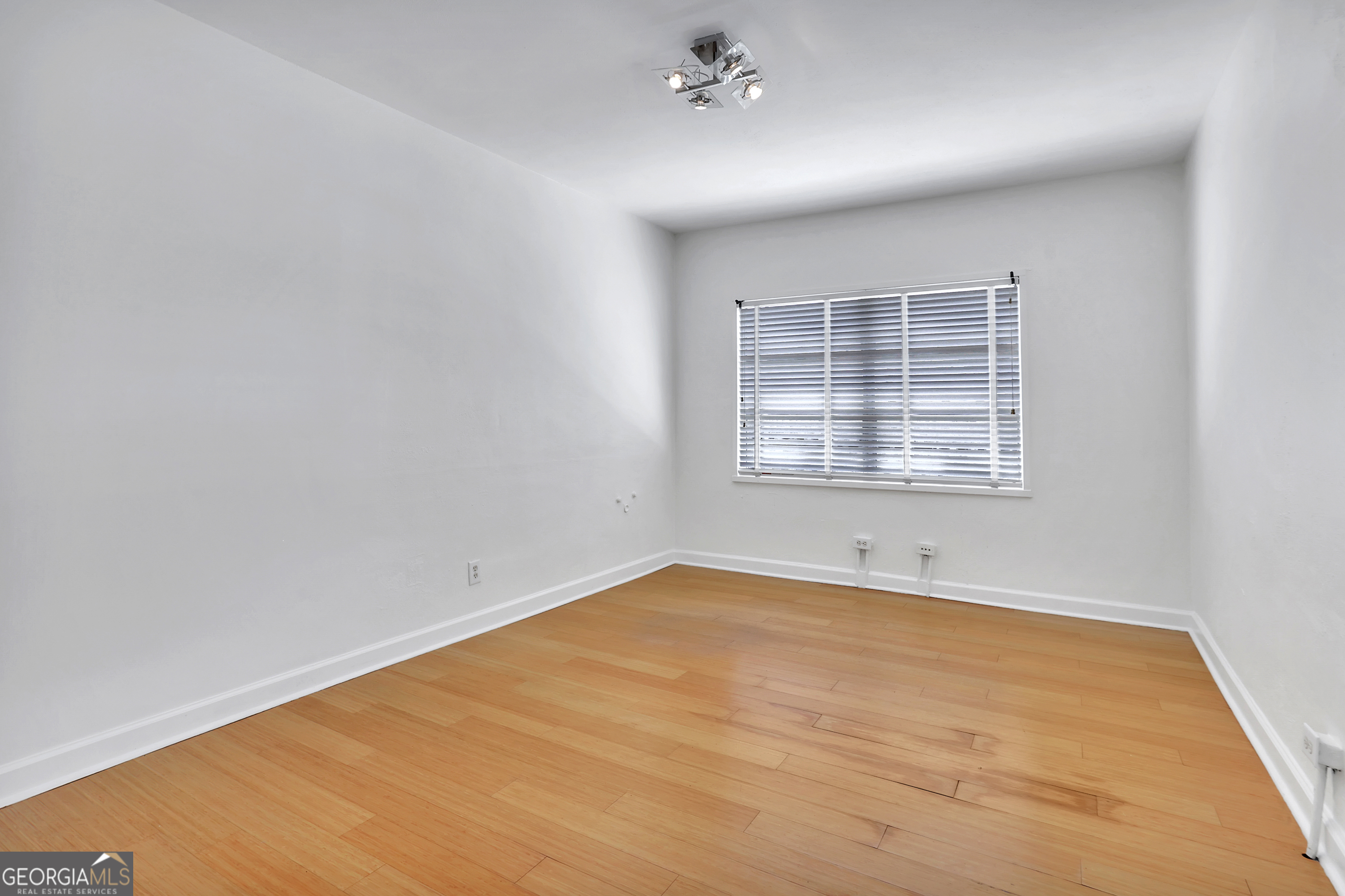 10 N Clarendon Avenue Avondale Estates GA 30002