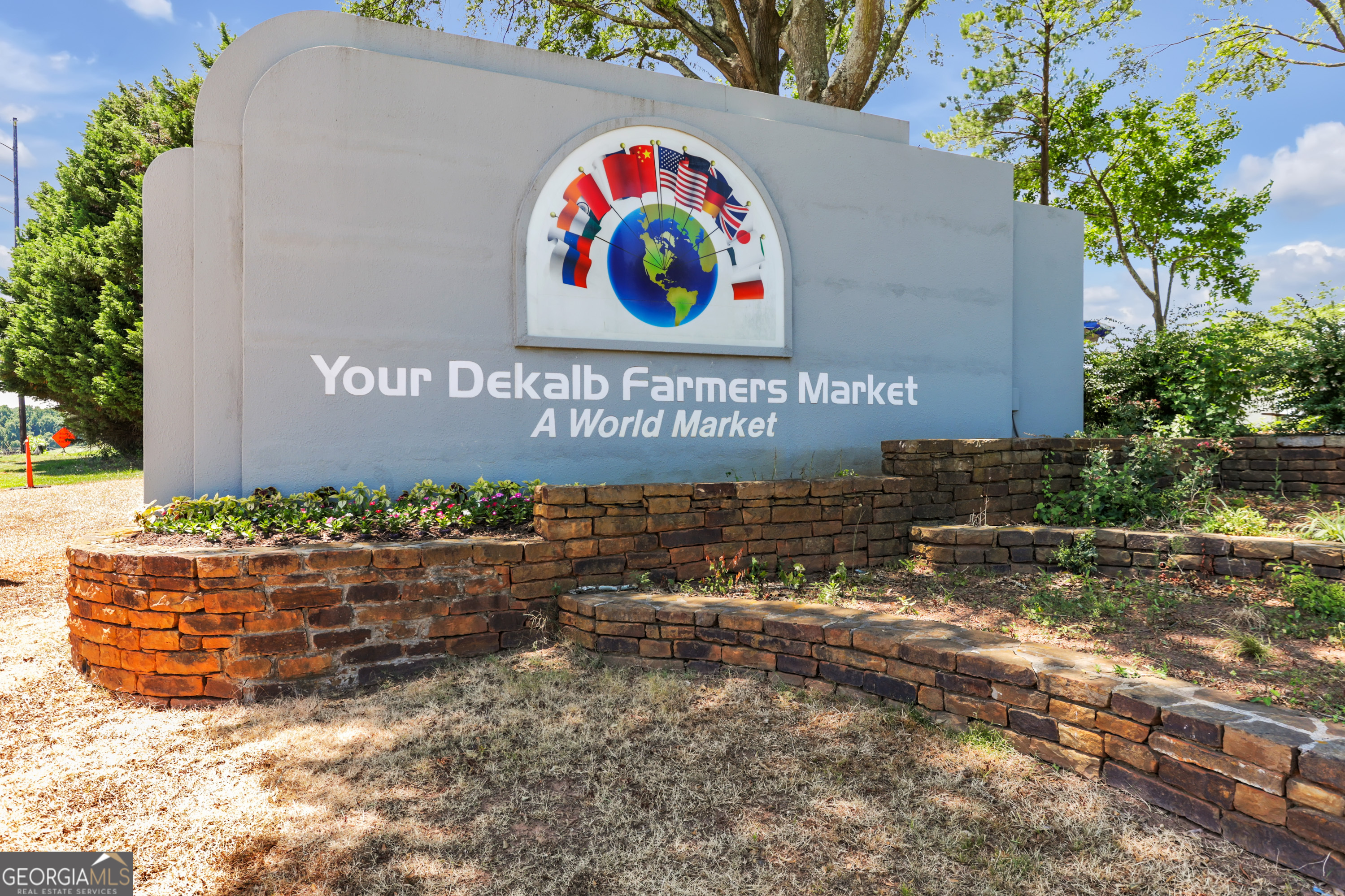 10 N Clarendon Avenue Avondale Estates GA 30002