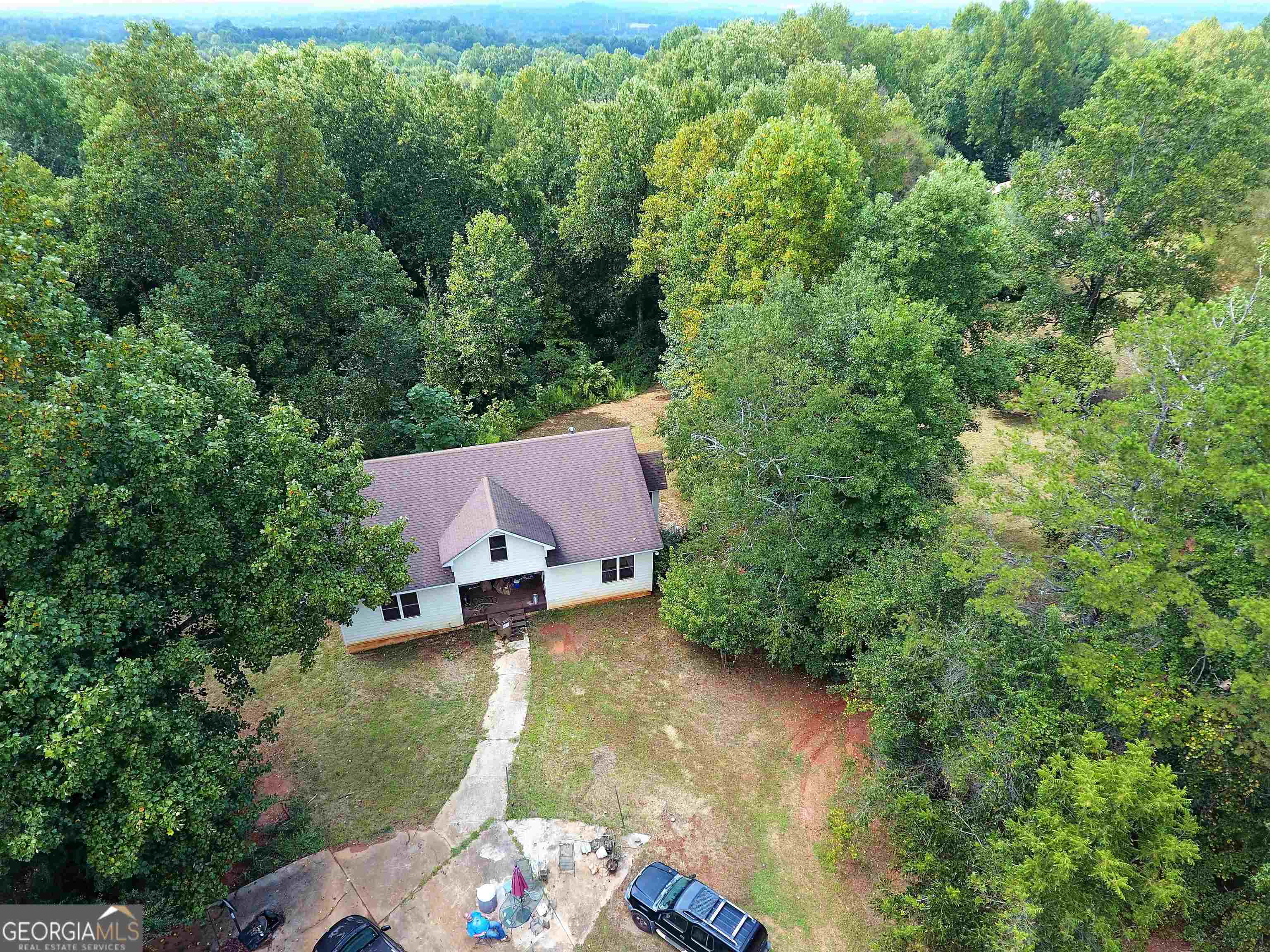 1661 Friendship Road Hoschton GA 30548