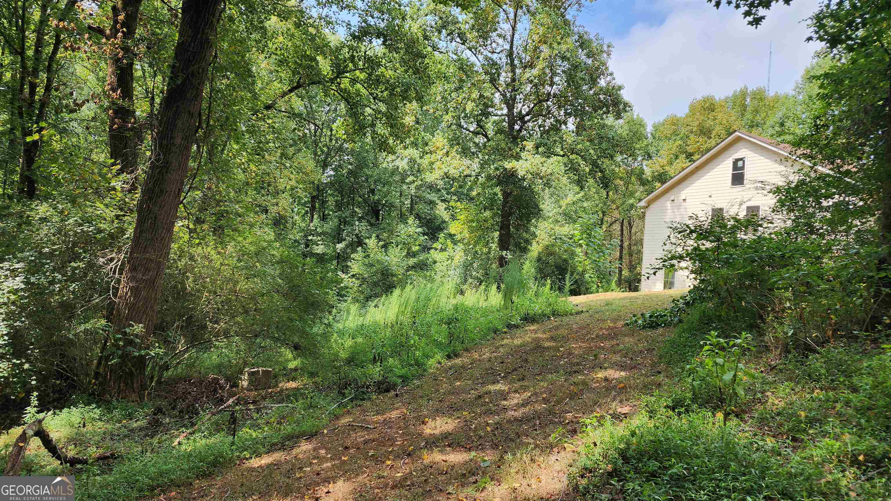 1661 Friendship Road Hoschton GA 30548