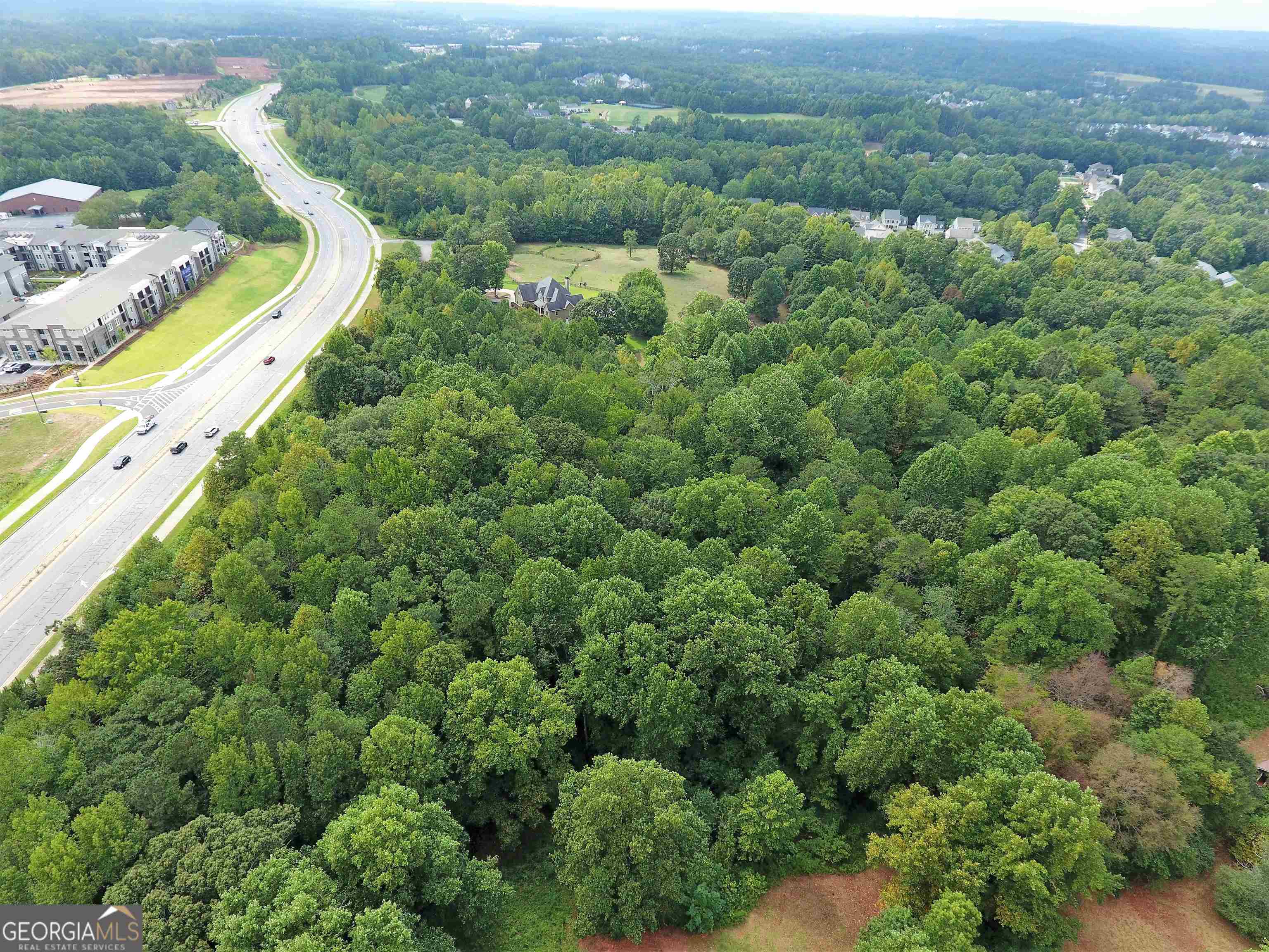 1661 Friendship Road Hoschton GA 30548