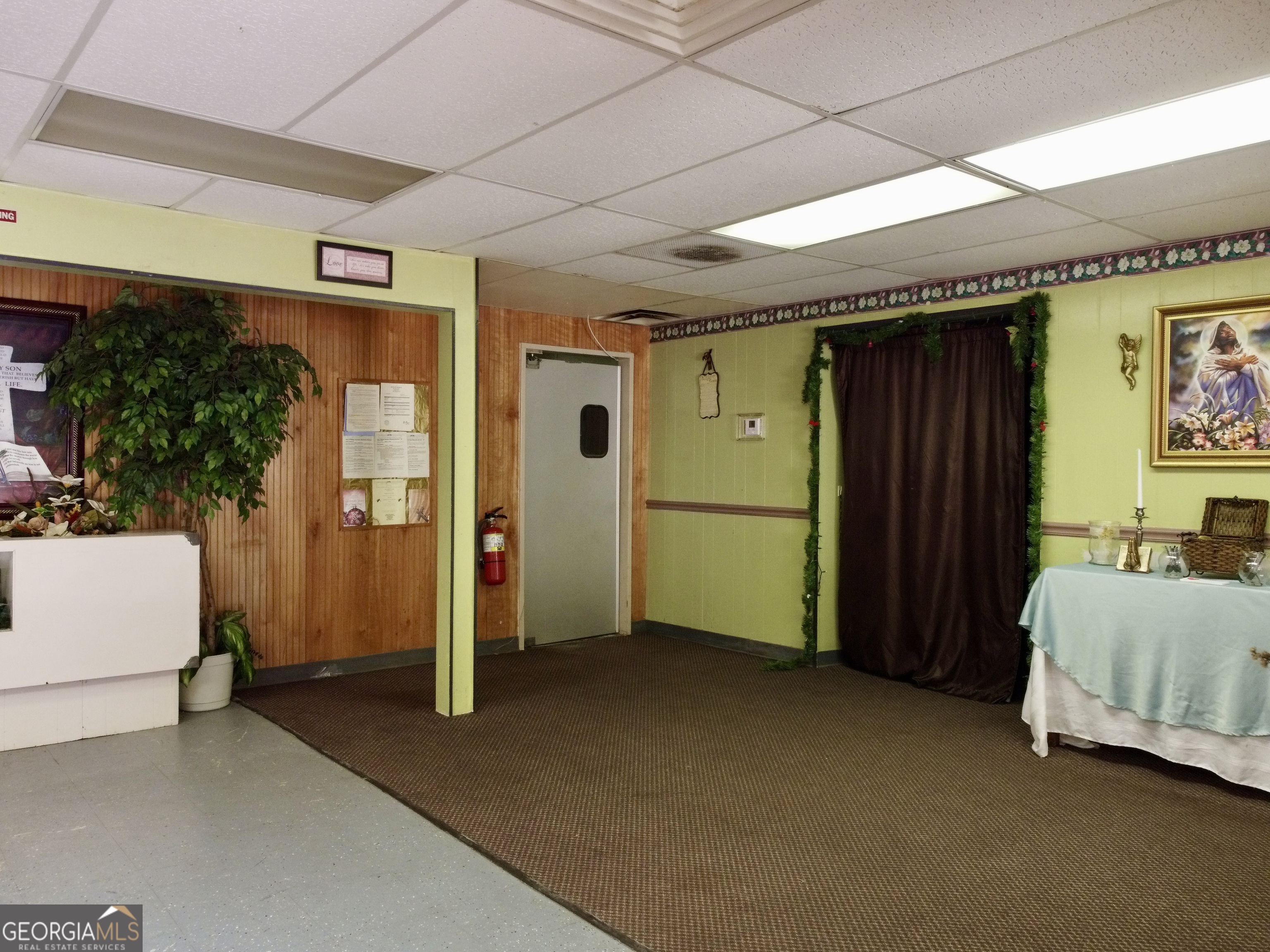 10423 Flat Shoals Road Covington GA 30014