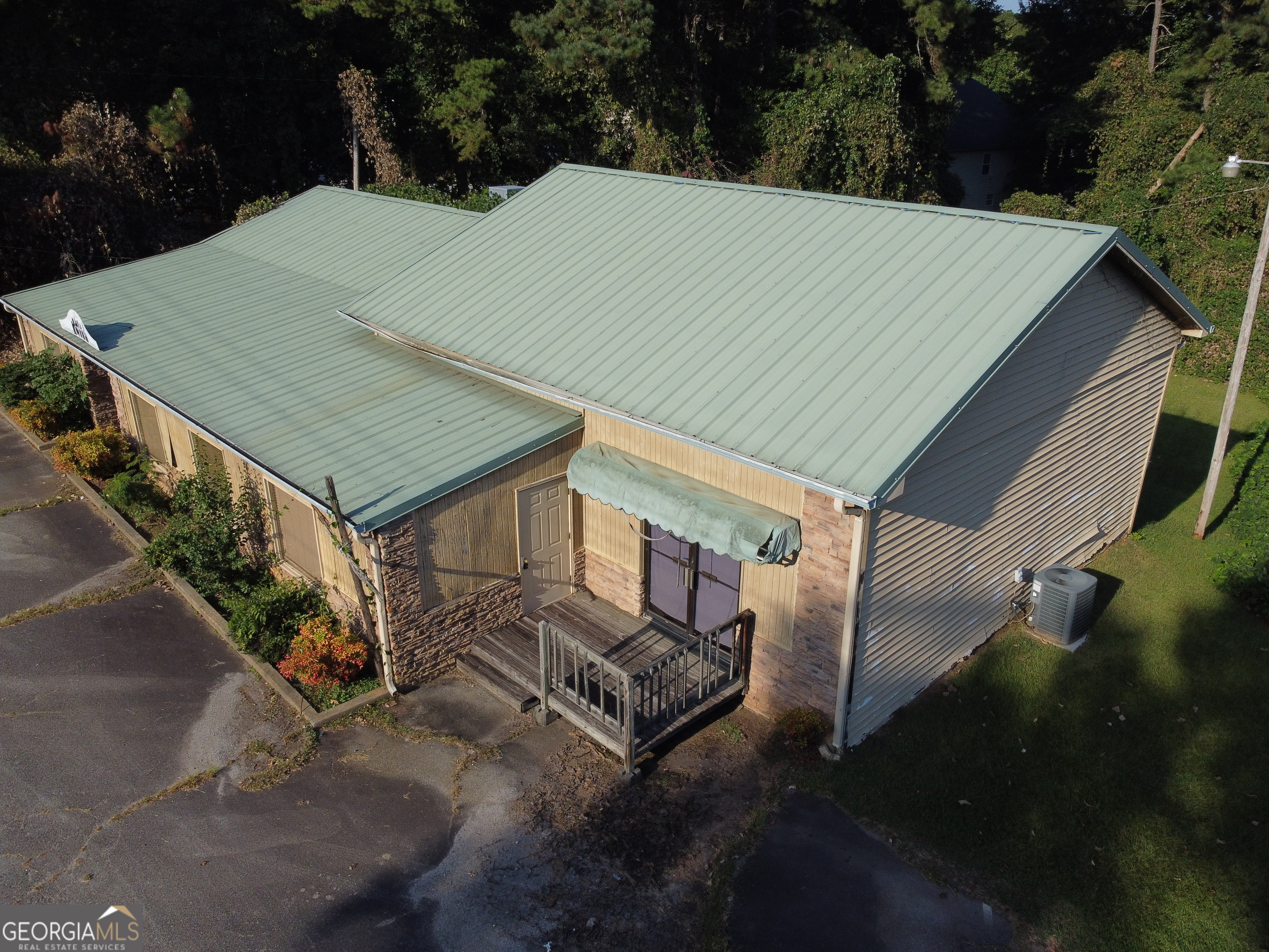 10423 Flat Shoals Road Covington GA 30014