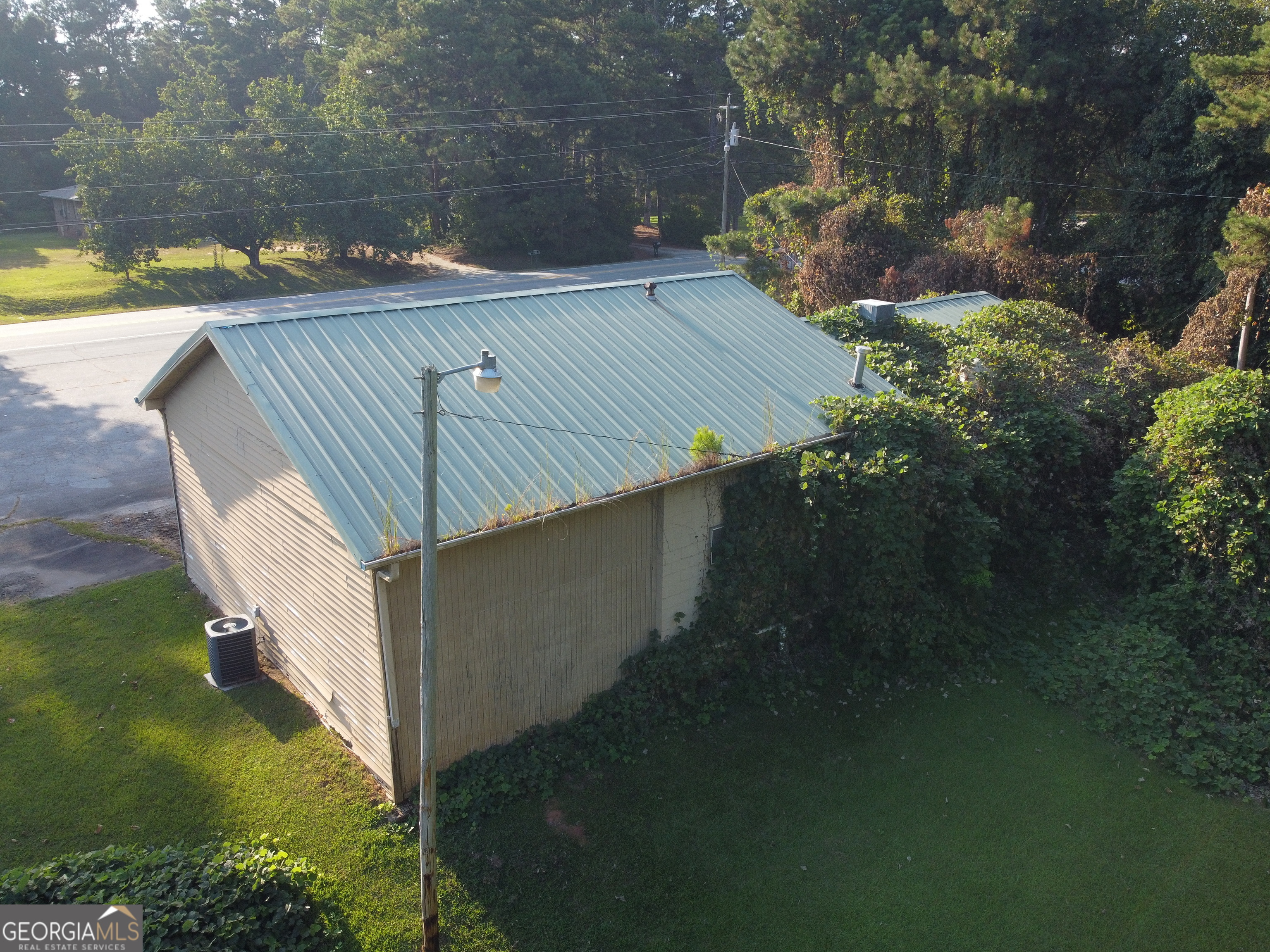 10423 Flat Shoals Road Covington GA 30014