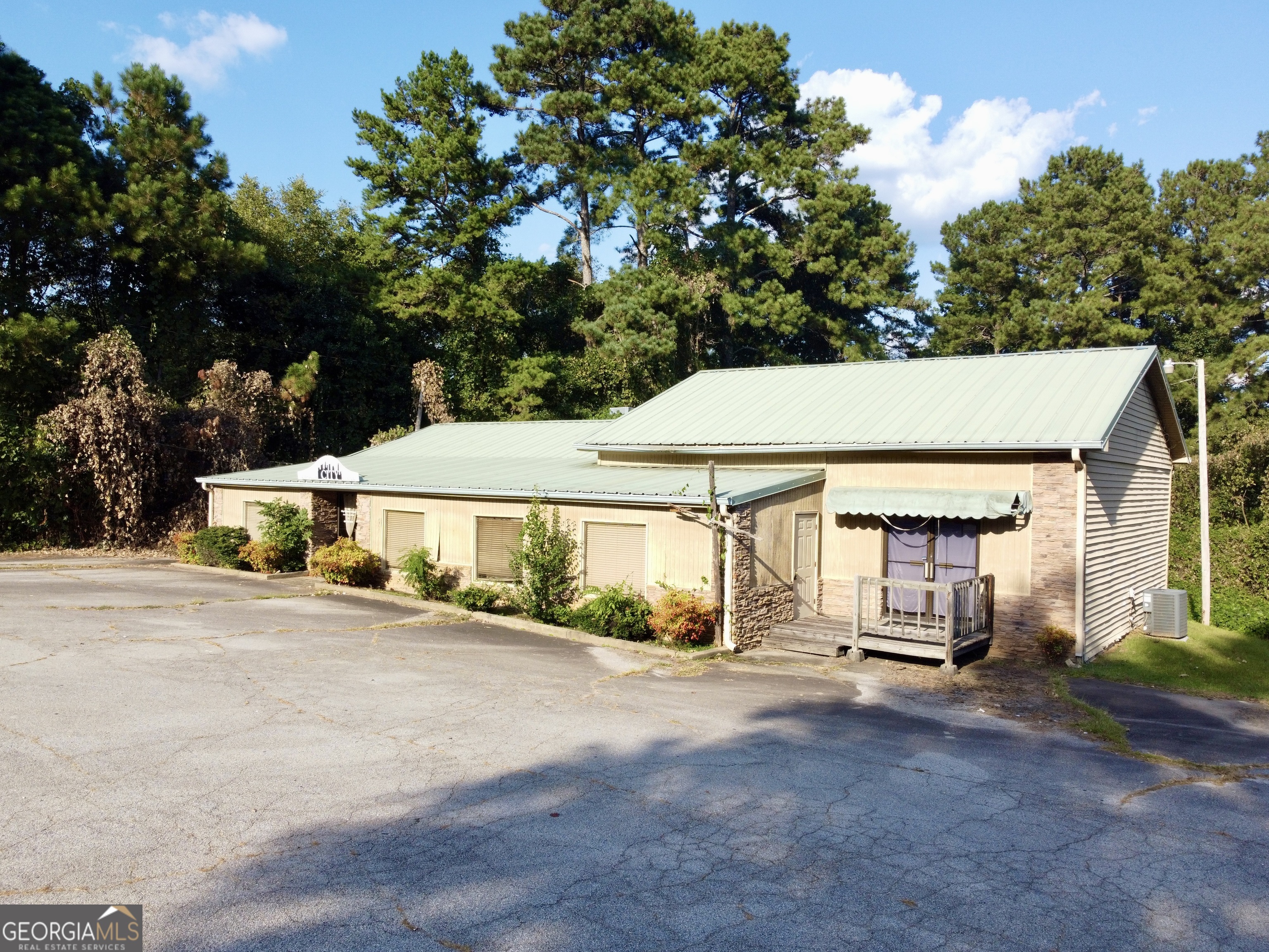 10423 Flat Shoals Road Covington GA 30014