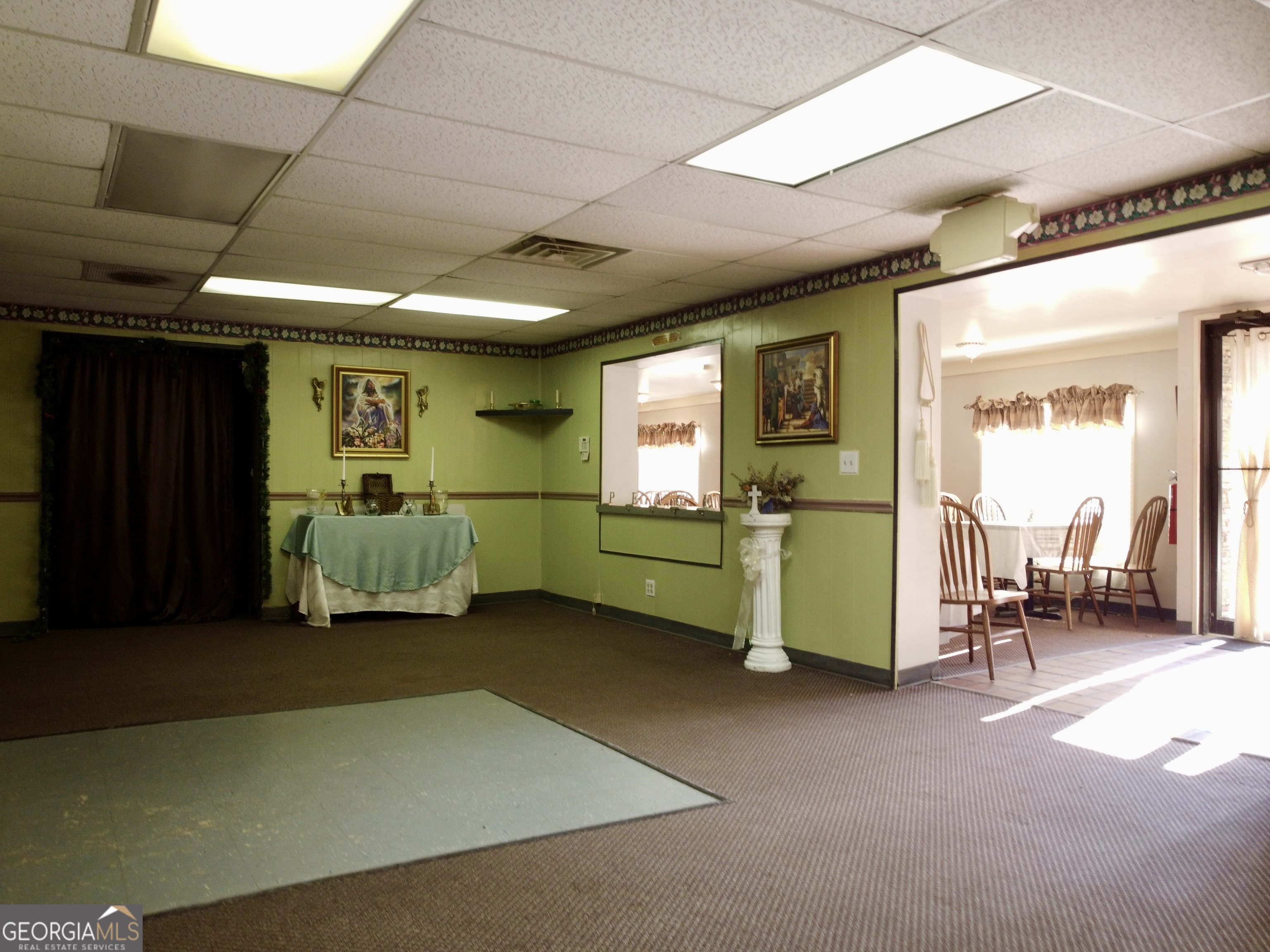 10423 Flat Shoals Road Covington GA 30014
