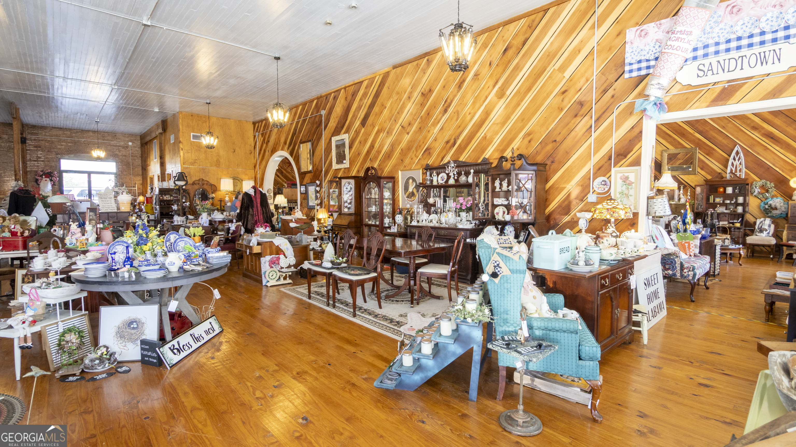 18109 Main Street Woodbury GA 30293