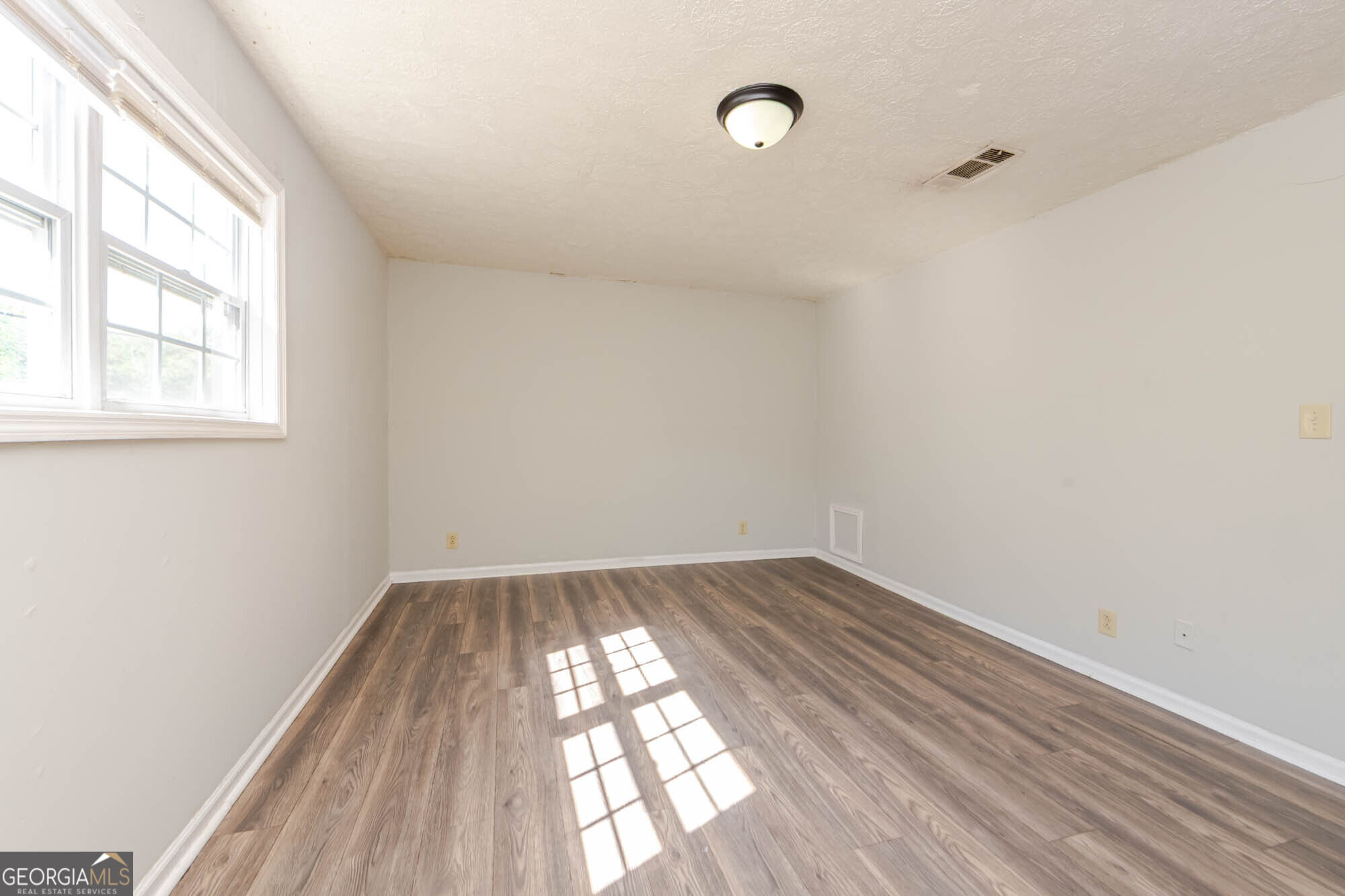 378 Cowan Street Macon GA 31217
