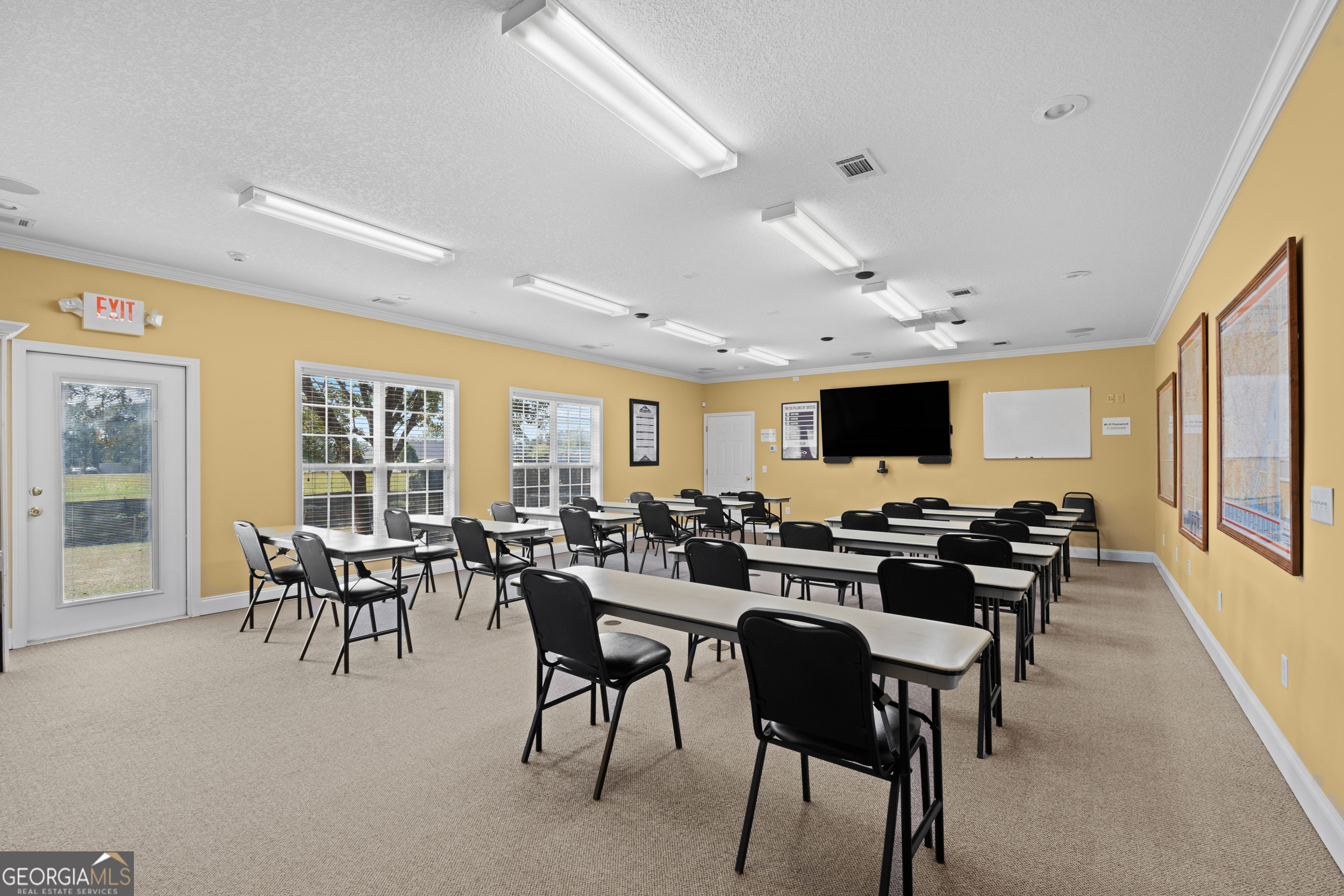 1135 E Hiawatha Street Metter GA 30439