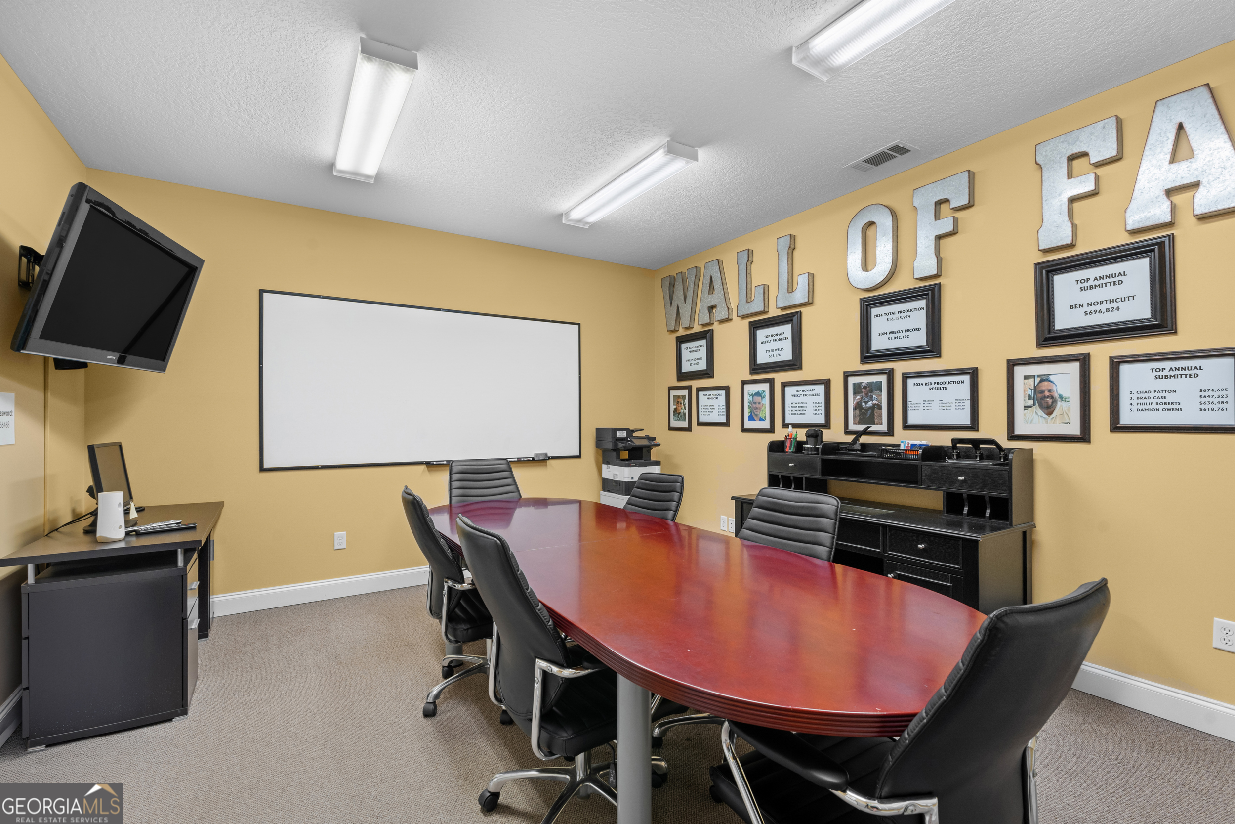 1135 E Hiawatha Street Metter GA 30439