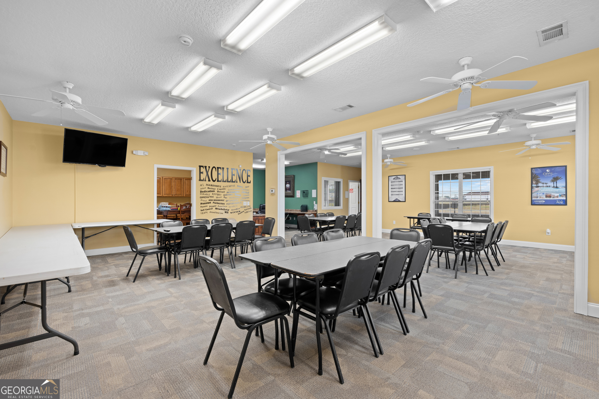 1135 E Hiawatha Street Metter GA 30439