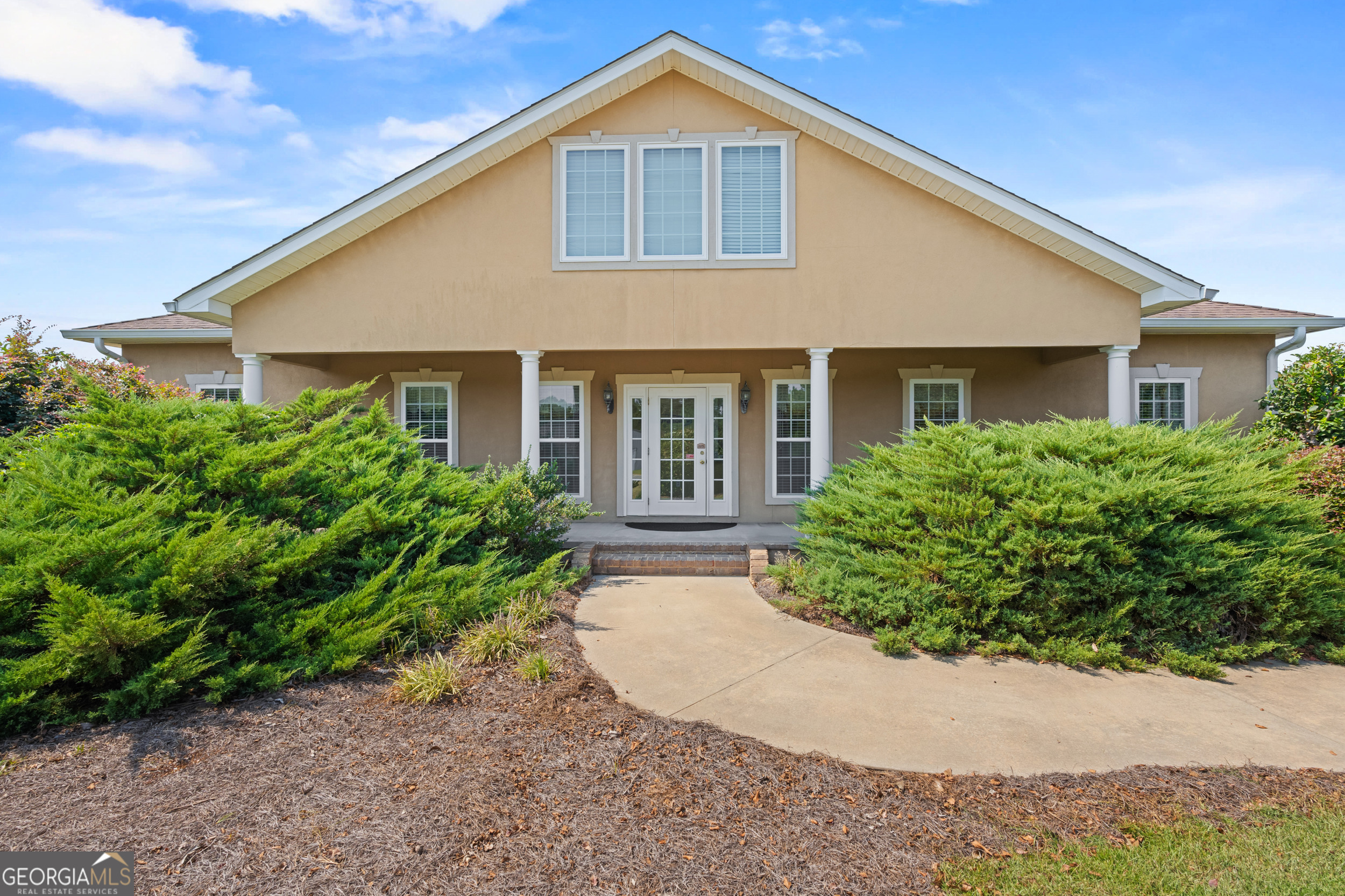 1135 E Hiawatha Street Metter GA 30439