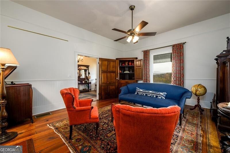 1526 Highway 255 N Sautee Nacoochee GA 30571