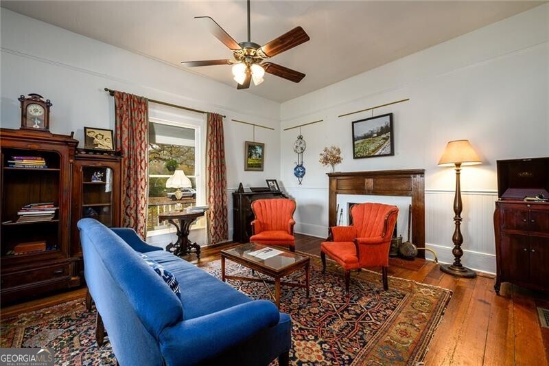 1526 Highway 255 N Sautee Nacoochee GA 30571