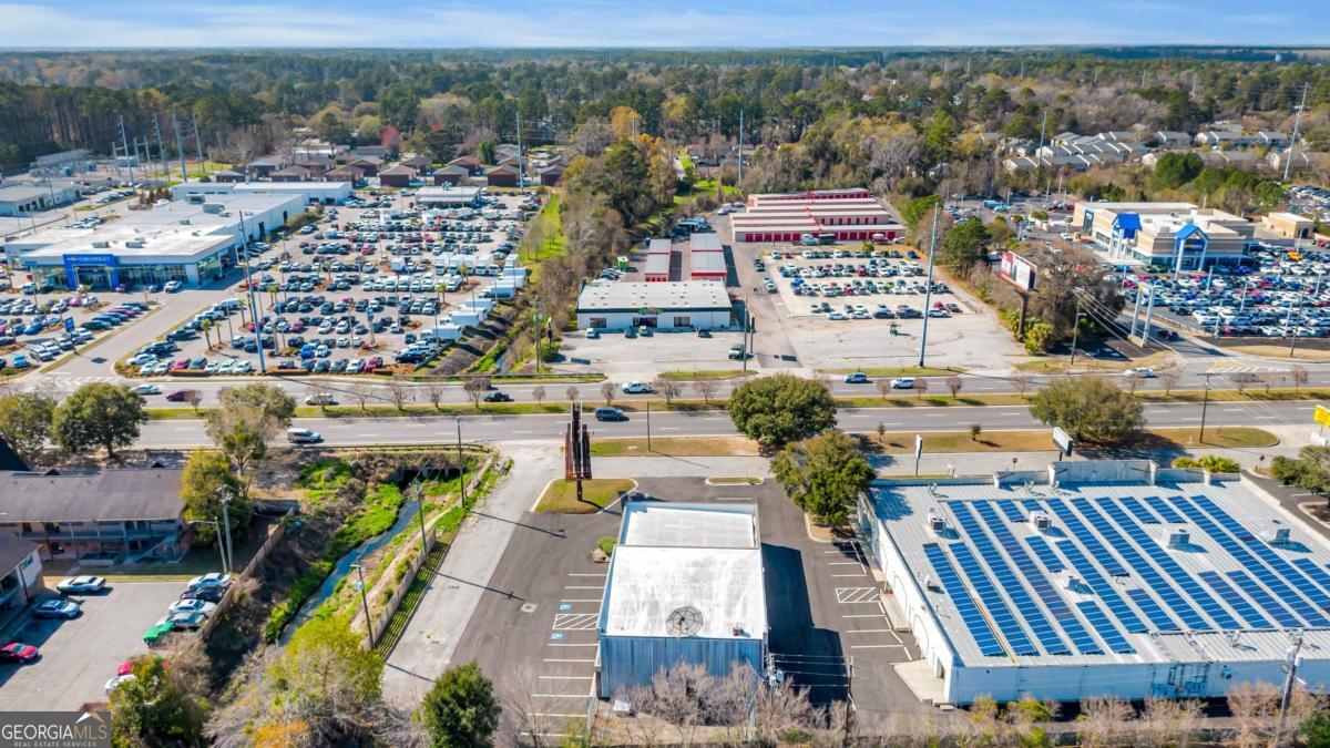 8890 Abercorn Street Savannah GA 31406