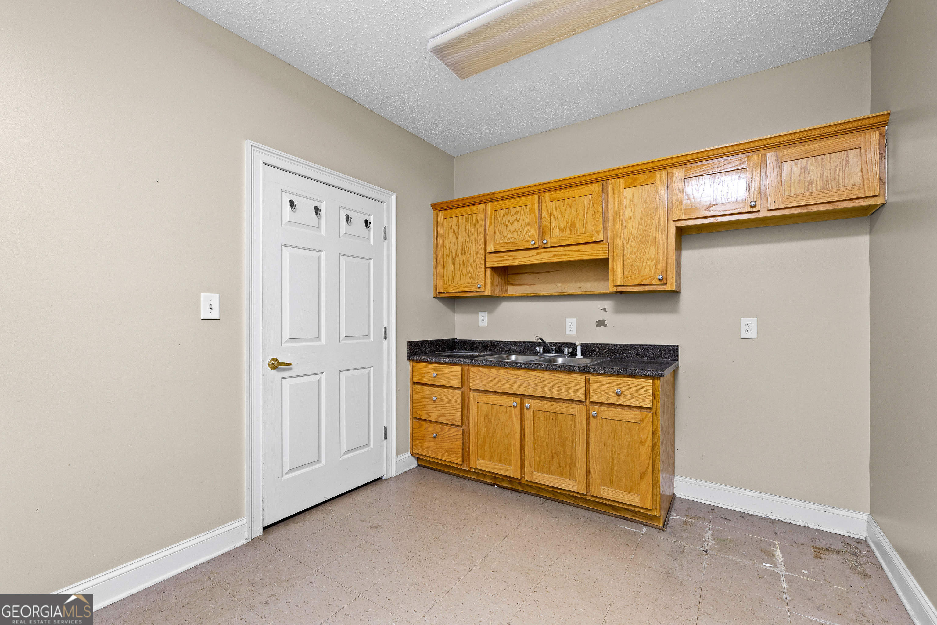 231 Highway 41 N Barnesville GA 30204