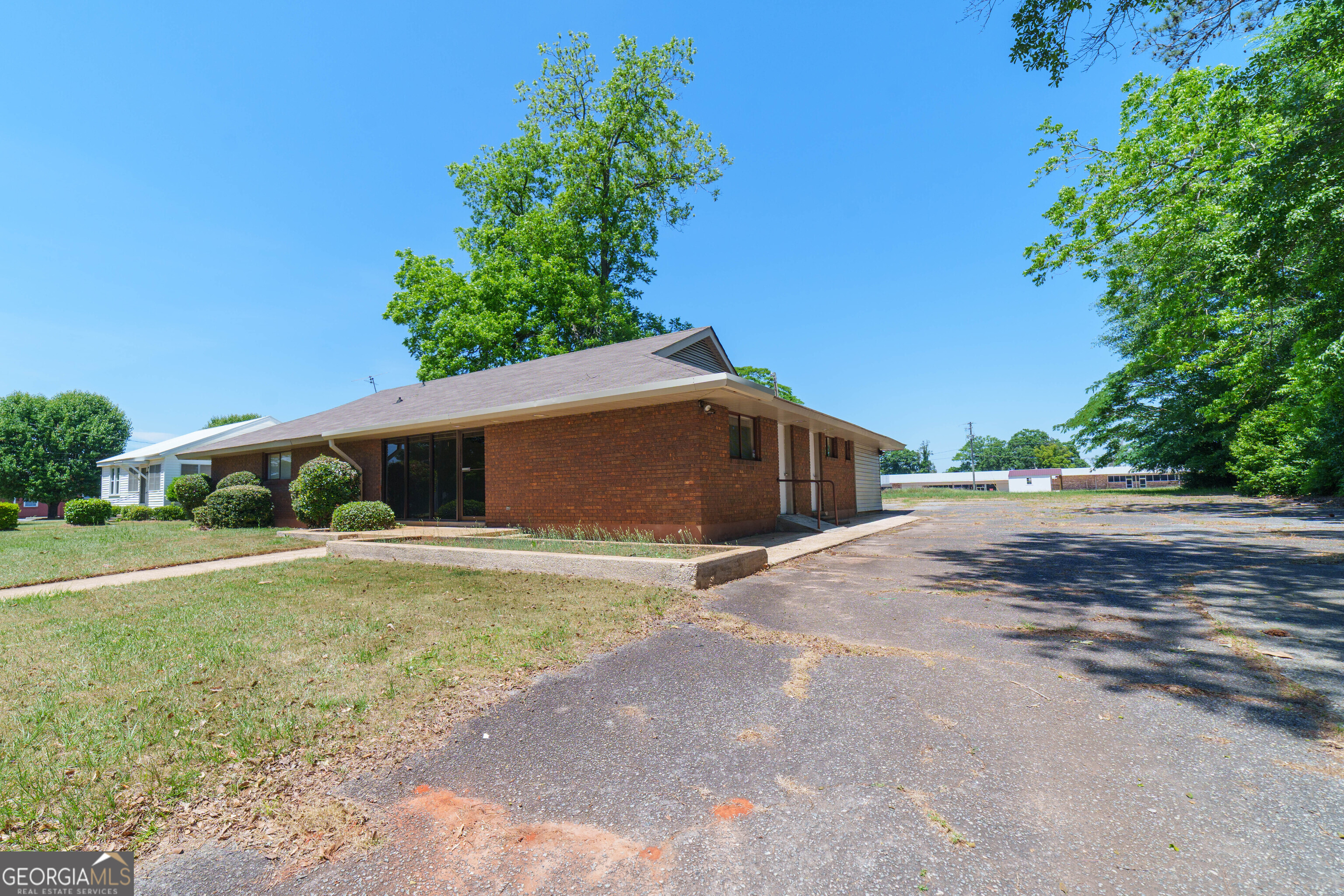 61 Perry Avenue Blakely GA 39823