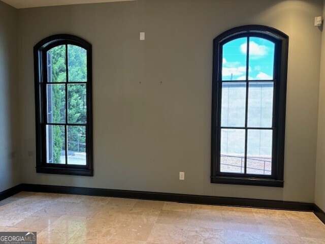 8480 Holcomb Bridge Road Alpharetta GA 30022