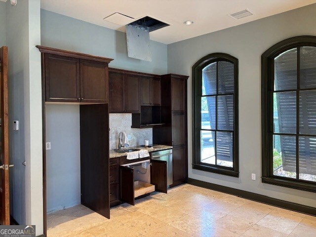 8480 Holcomb Bridge Road Alpharetta GA 30022