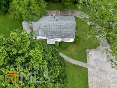 381 Conyers Road Loganville GA 30052