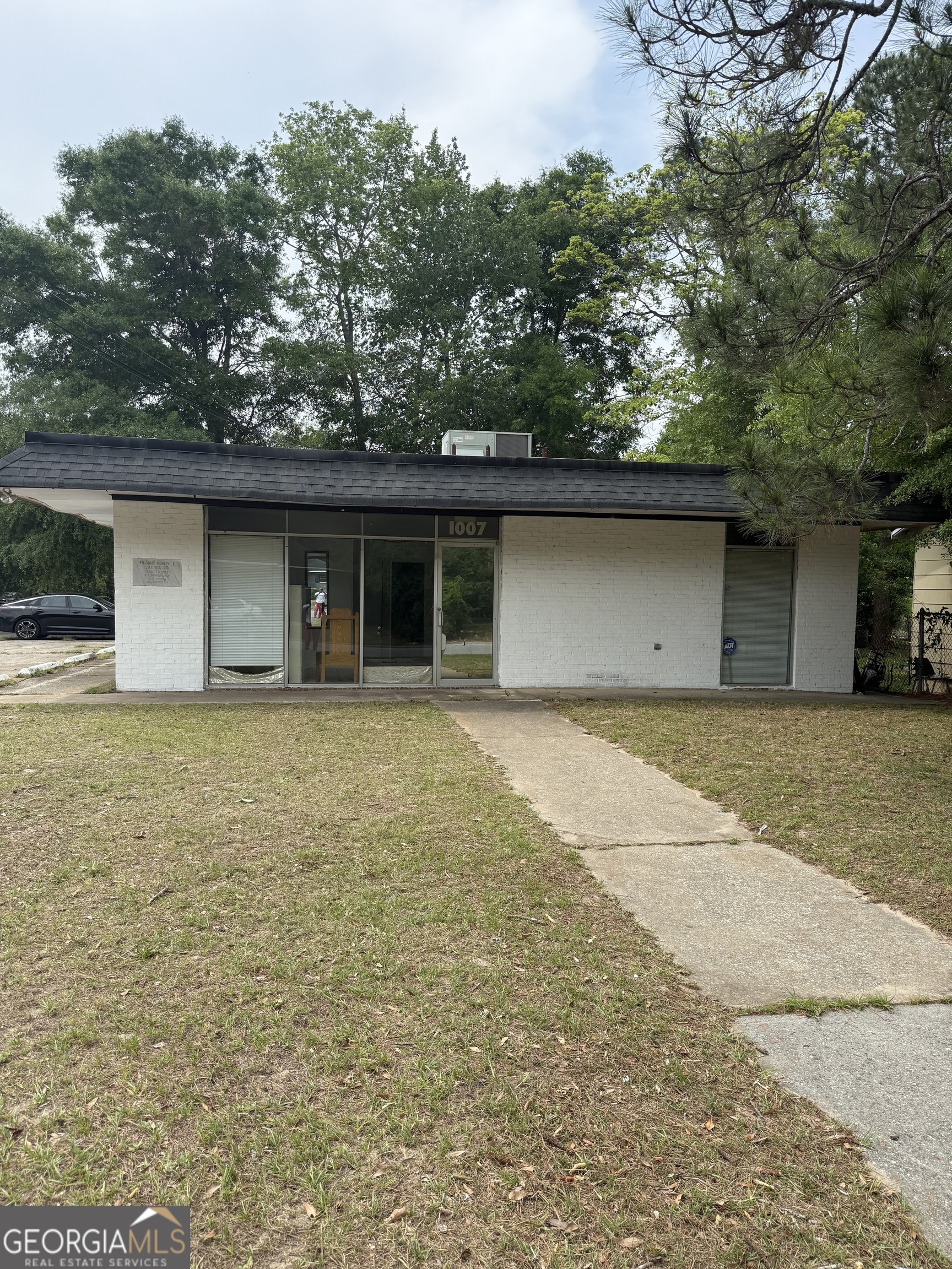 1007 S Madison Street Albany GA 31701