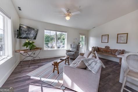118 Oak Crescent Circle Clayton GA 30525