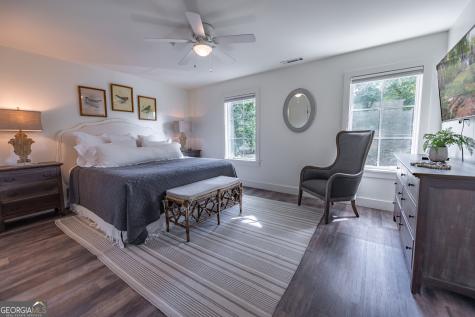 118 Oak Crescent Circle Clayton GA 30525