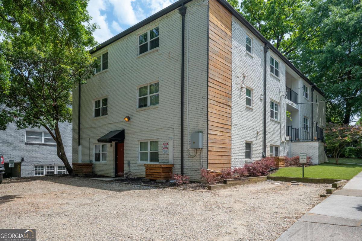 880 Saint Charles Avenue NE Atlanta GA 30306