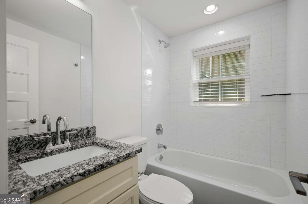 880 Saint Charles Avenue NE Atlanta GA 30306