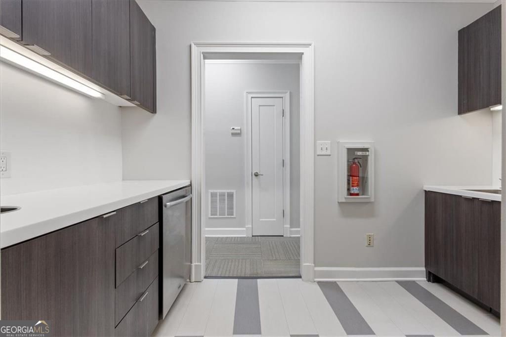 5064 Roswell Road Sandy Springs GA 30342