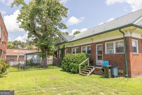 32 Toccoa Avenue Mccaysville GA 30555