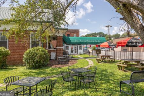 32 Toccoa Avenue Mccaysville GA 30555
