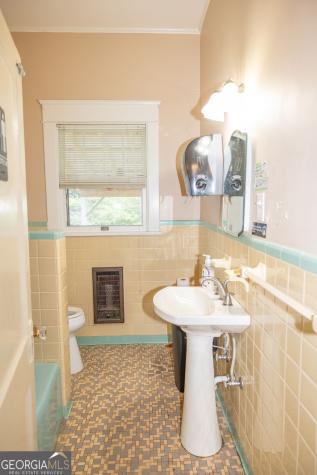 32 Toccoa Avenue Mccaysville GA 30555