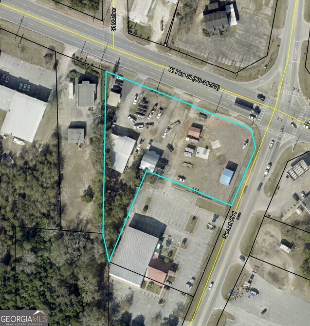 1563 W Cherry Street Jesup GA 31546