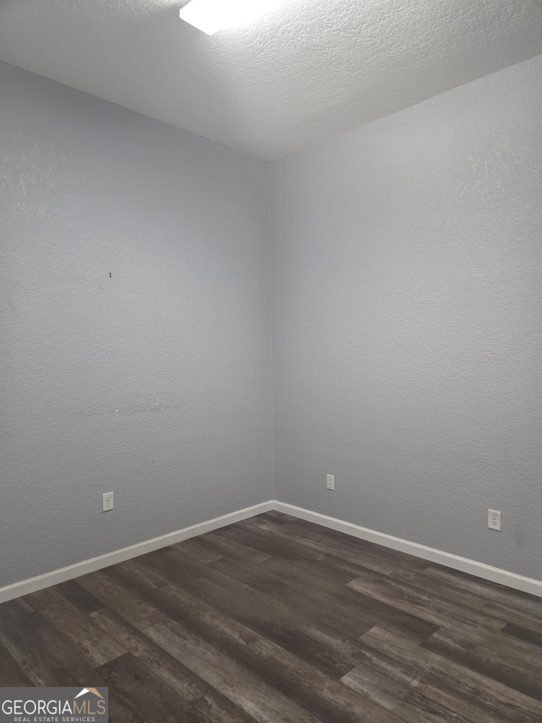 1563 W Cherry Street Jesup GA 31546