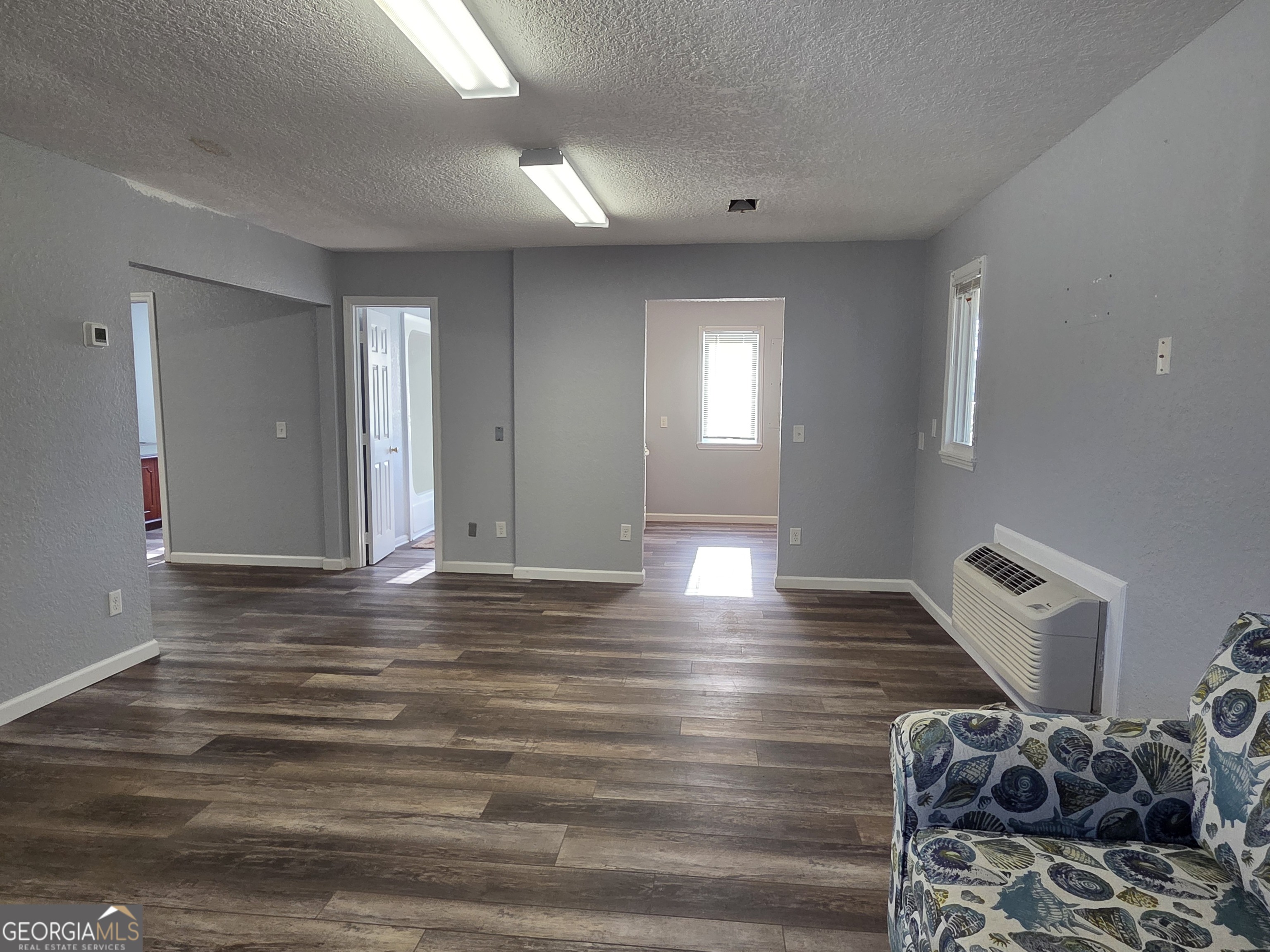 1563 W Cherry Street Jesup GA 31546